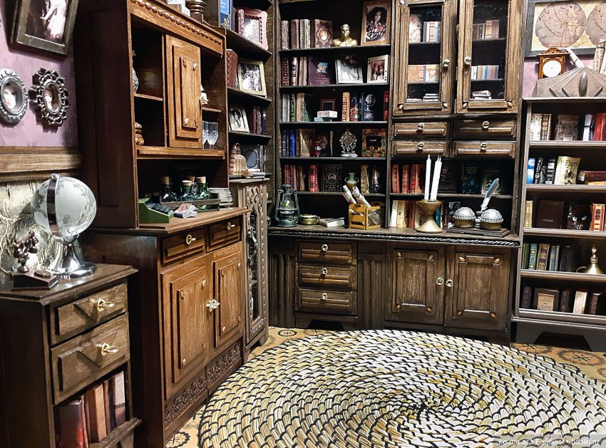 Уголок маленького книголюба