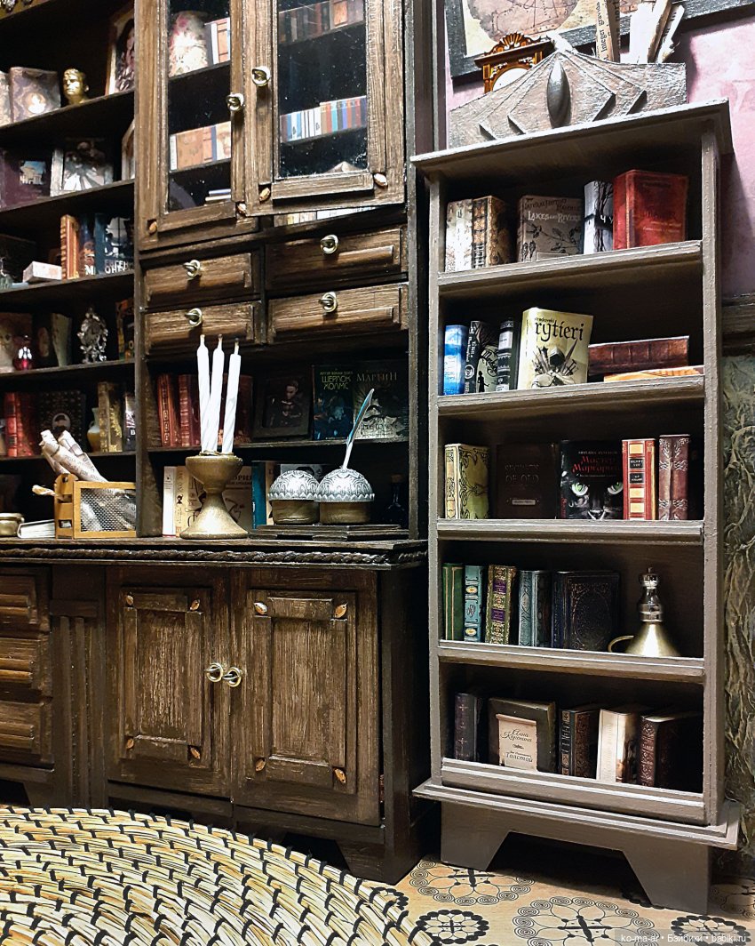 Уголок маленького книголюба