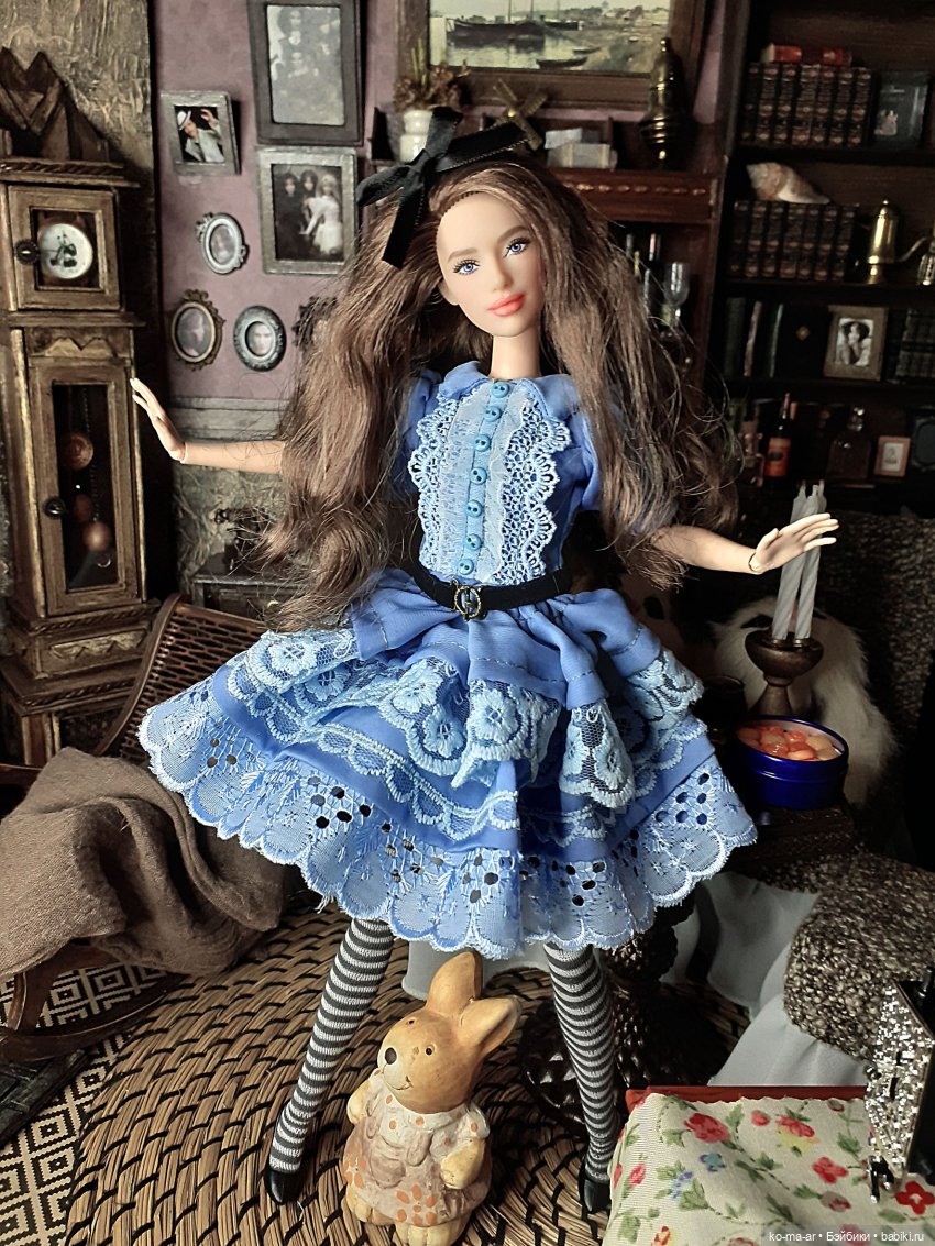 Ванесса в Зазеркалье — Одежда и обувь для кукол своими руками: фото