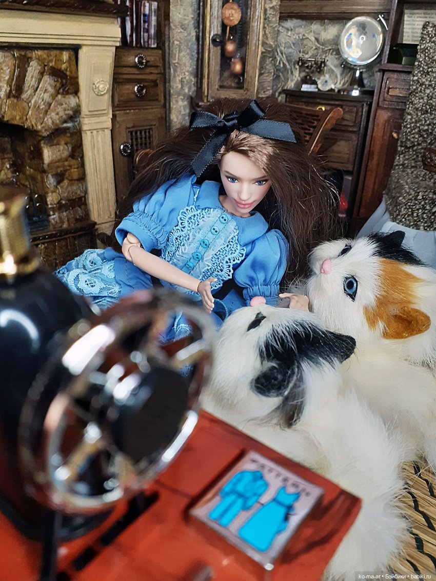 Ванесса в Зазеркалье — Одежда и обувь для кукол своими руками: фото