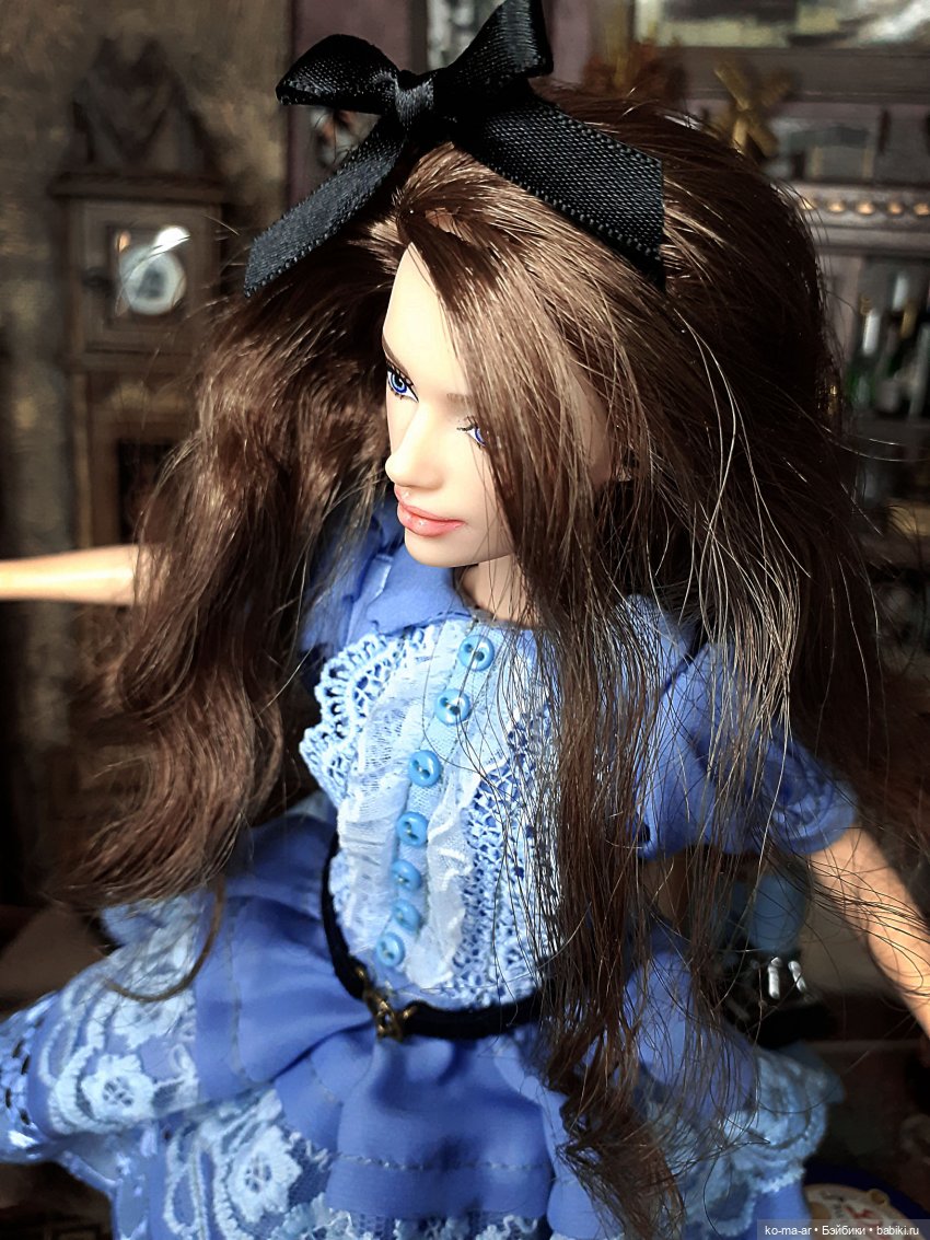 Ванесса в Зазеркалье — Одежда и обувь для кукол своими руками: фото