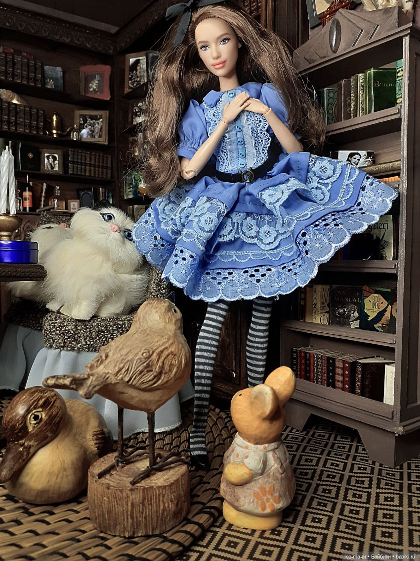 Ванесса в Зазеркалье — Одежда и обувь для кукол своими руками: фото