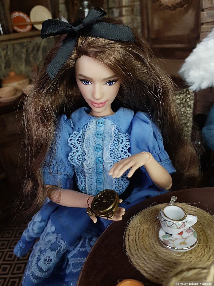 Безумное чаепитие у Мартовского Зайца