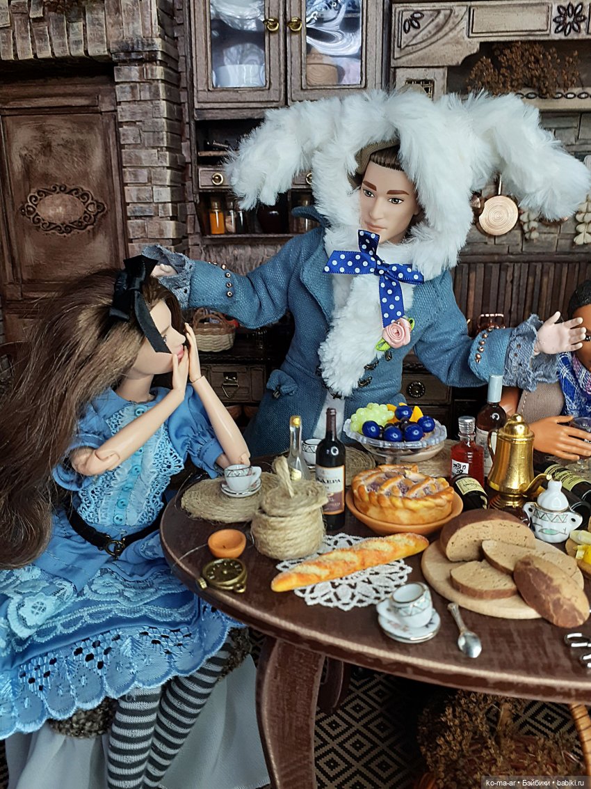 Безумное чаепитие у Мартовского Зайца