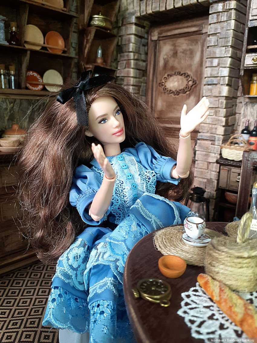 Безумное чаепитие у Мартовского Зайца