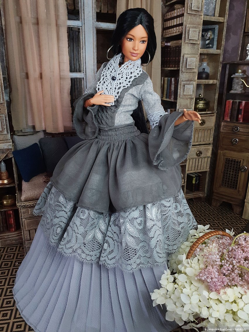 Коллекция платьев "под старину"