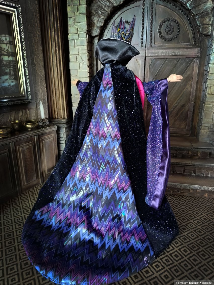 Disney Collector Evil Queen / Злая Королева от Дисней