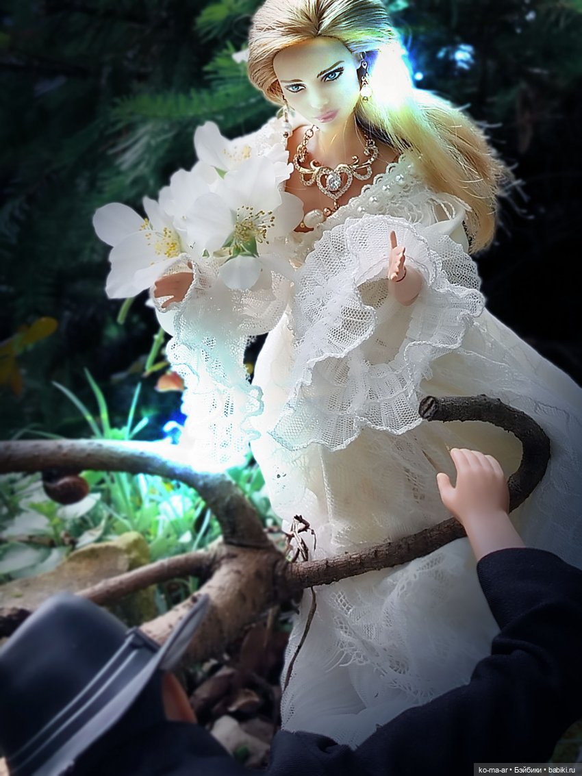 Вампиры / 20 серия — Кукольные фотоистории и сериалы: комиксы