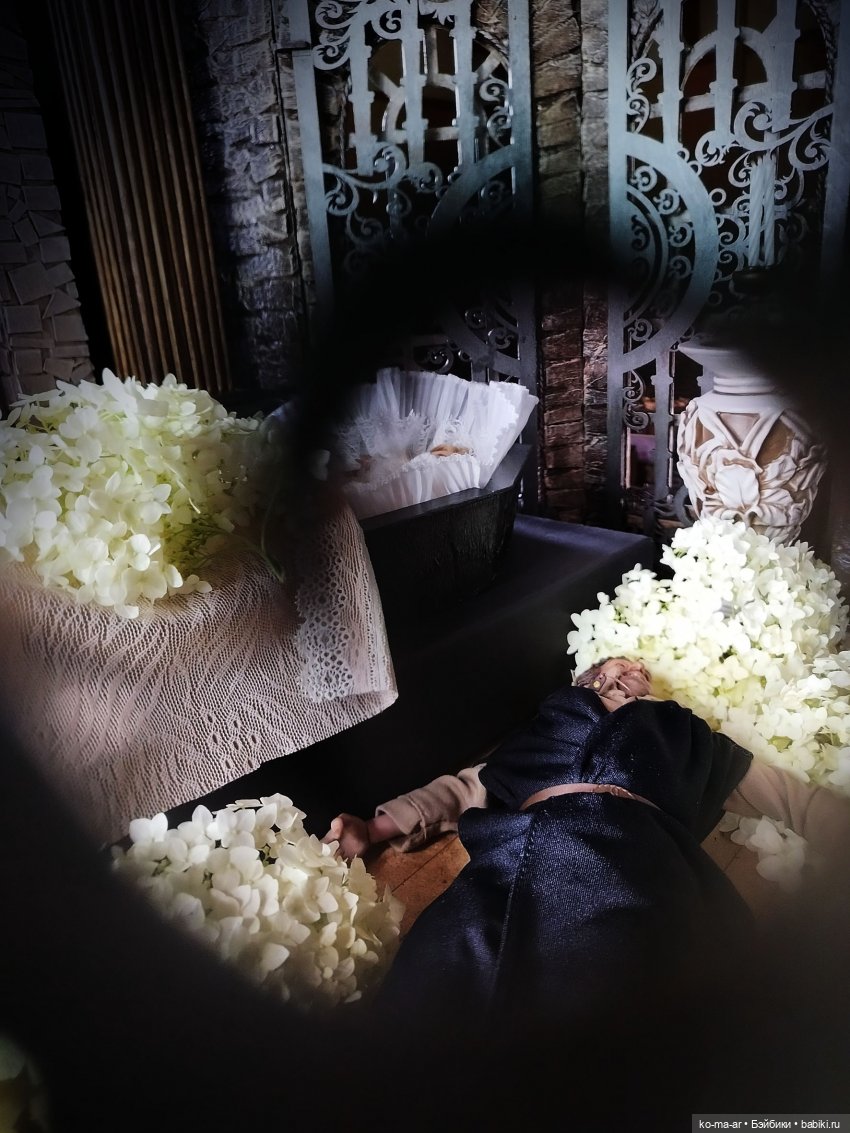 Вампиры / 25 серия — Кукольные фотоистории и сериалы: комиксы