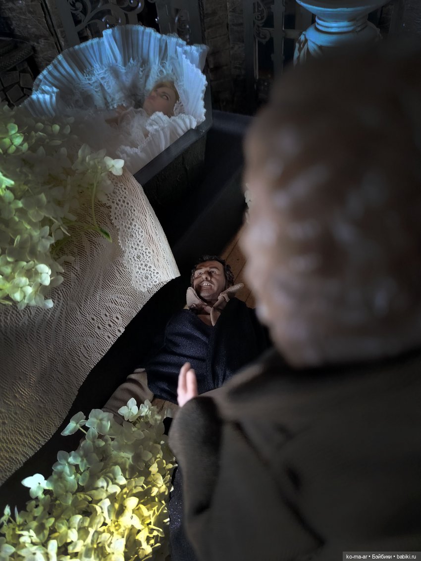 Вампиры / 25 серия — Кукольные фотоистории и сериалы: комиксы