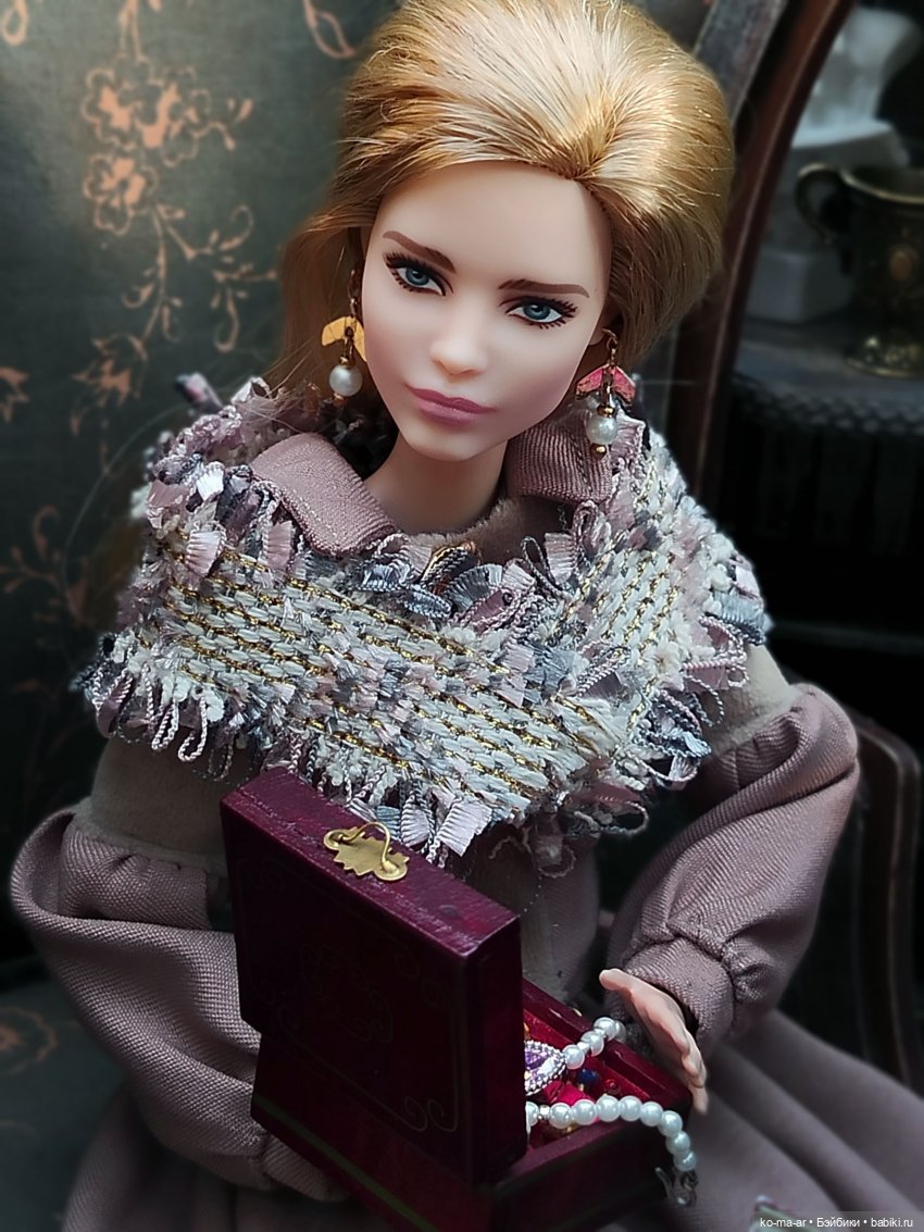 Анонс / Вампиры или семейные хроники графов Дракула-Карди