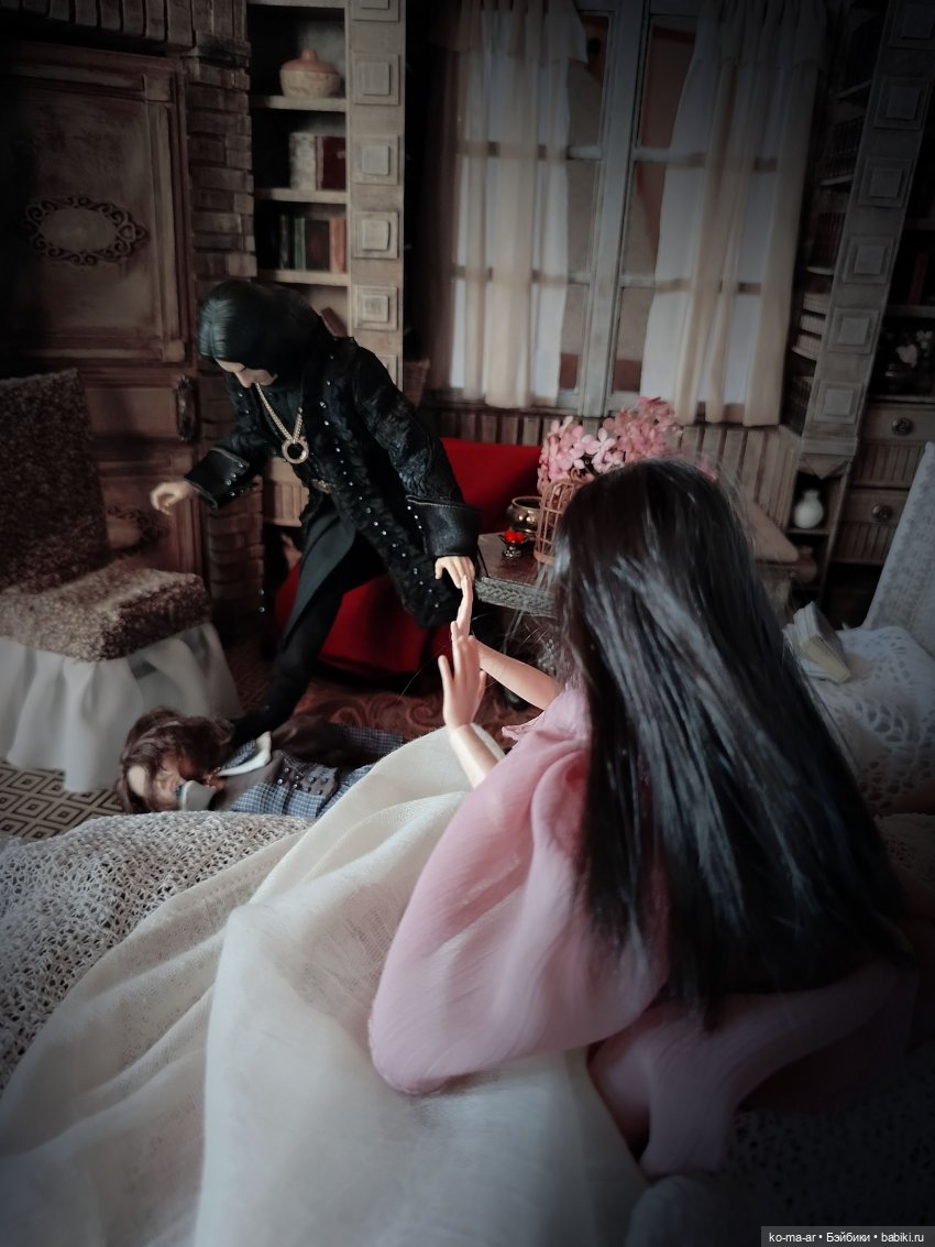 Вампиры / 44 серия — Кукольные фотоистории и сериалы: комиксы