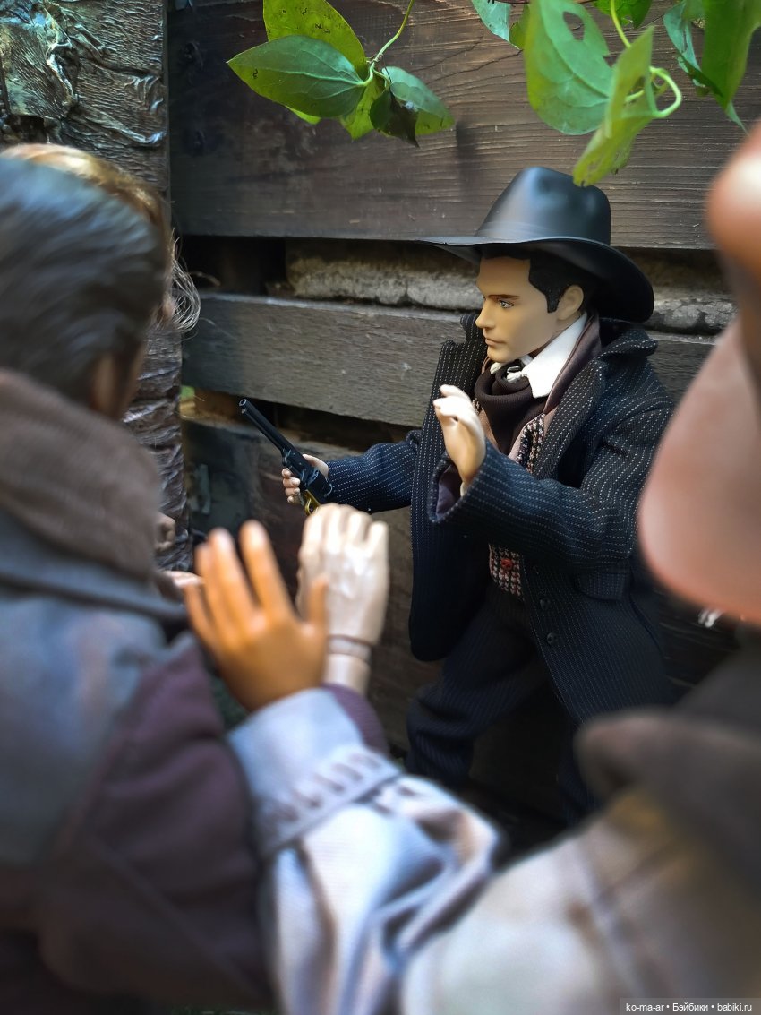 Вампиры / 45 серия — Кукольные фотоистории и сериалы: комиксы