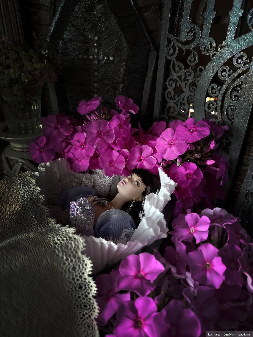 Вампиры / 40 серия — Кукольные фотоистории и сериалы: комиксы