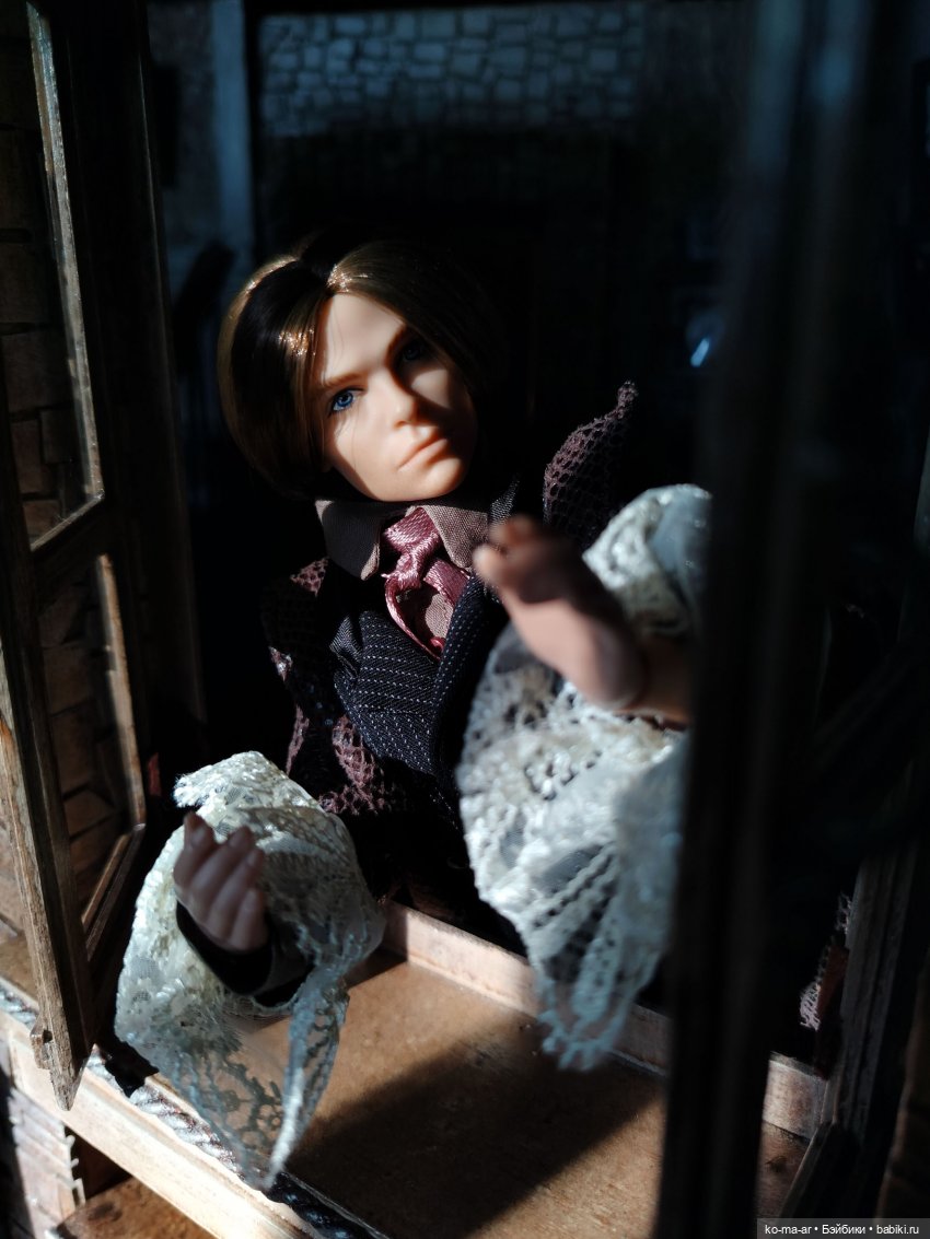 Анонс / Вампиры или семейные хроники графов Дракула-Карди