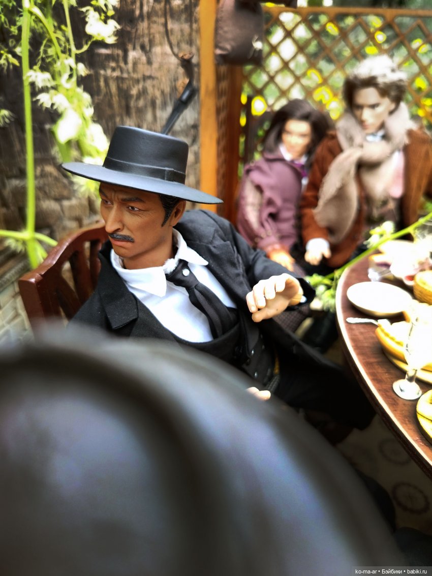 Вампиры / 29 серия — Кукольные фотоистории и сериалы: комиксы