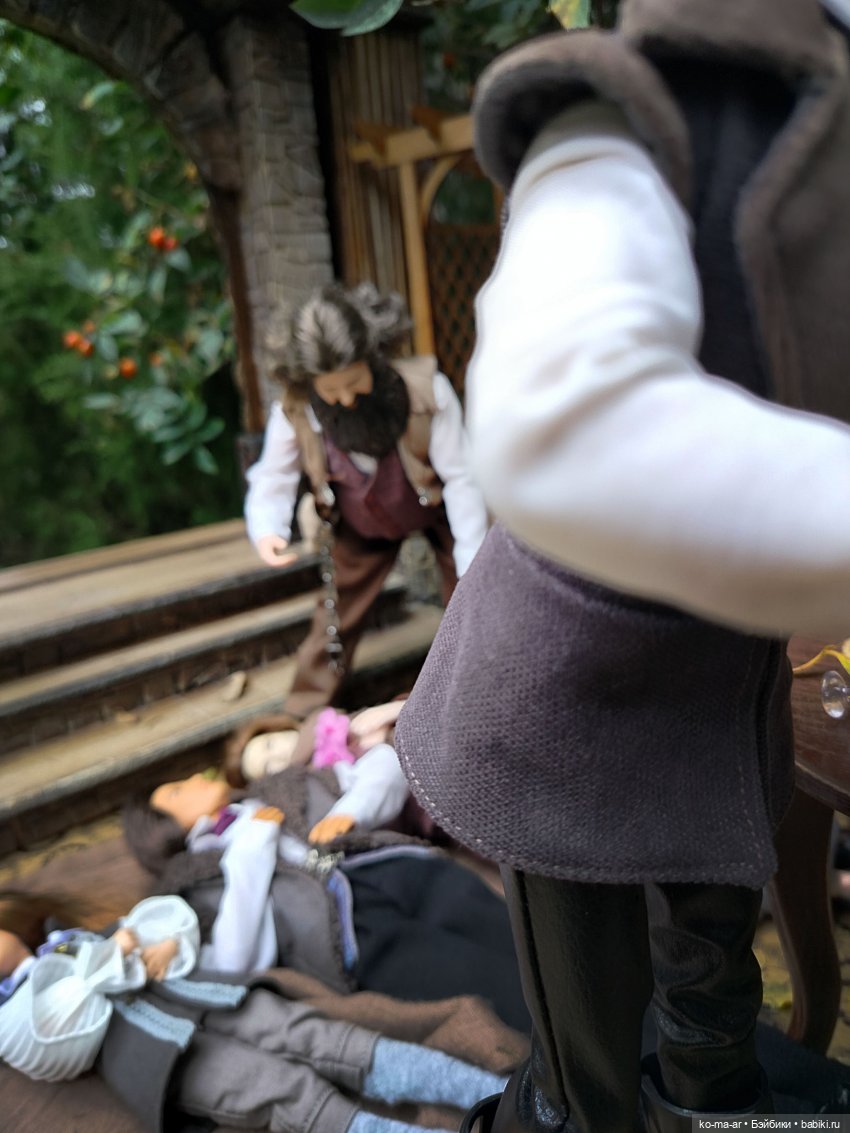 Вампиры / 42 серия — Кукольные фотоистории и сериалы: комиксы