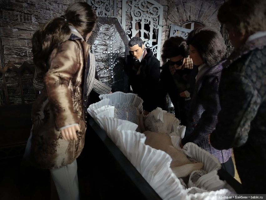 Вампиры / 51 серия — Кукольные фотоистории и сериалы: комиксы