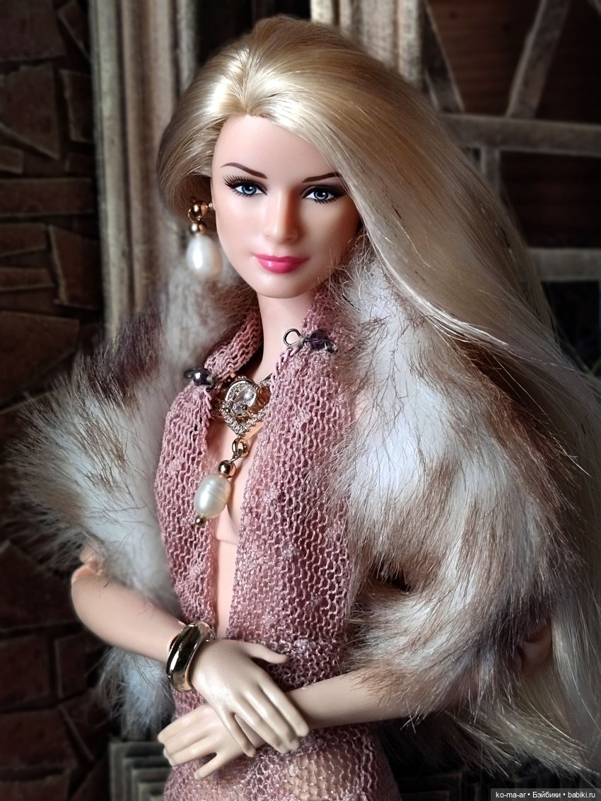 Барби Грейс Келли х 3 / Расследование