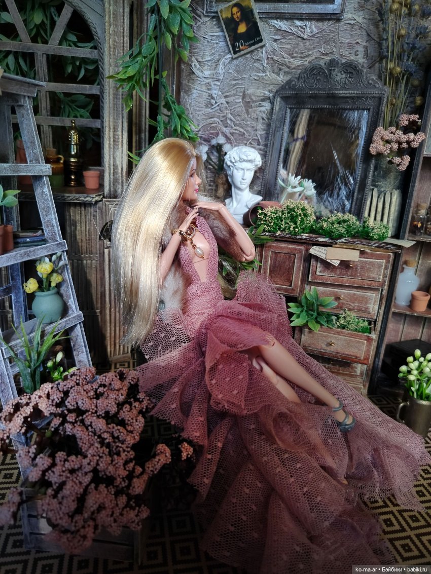 Барби Грейс Келли х 3 / Расследование