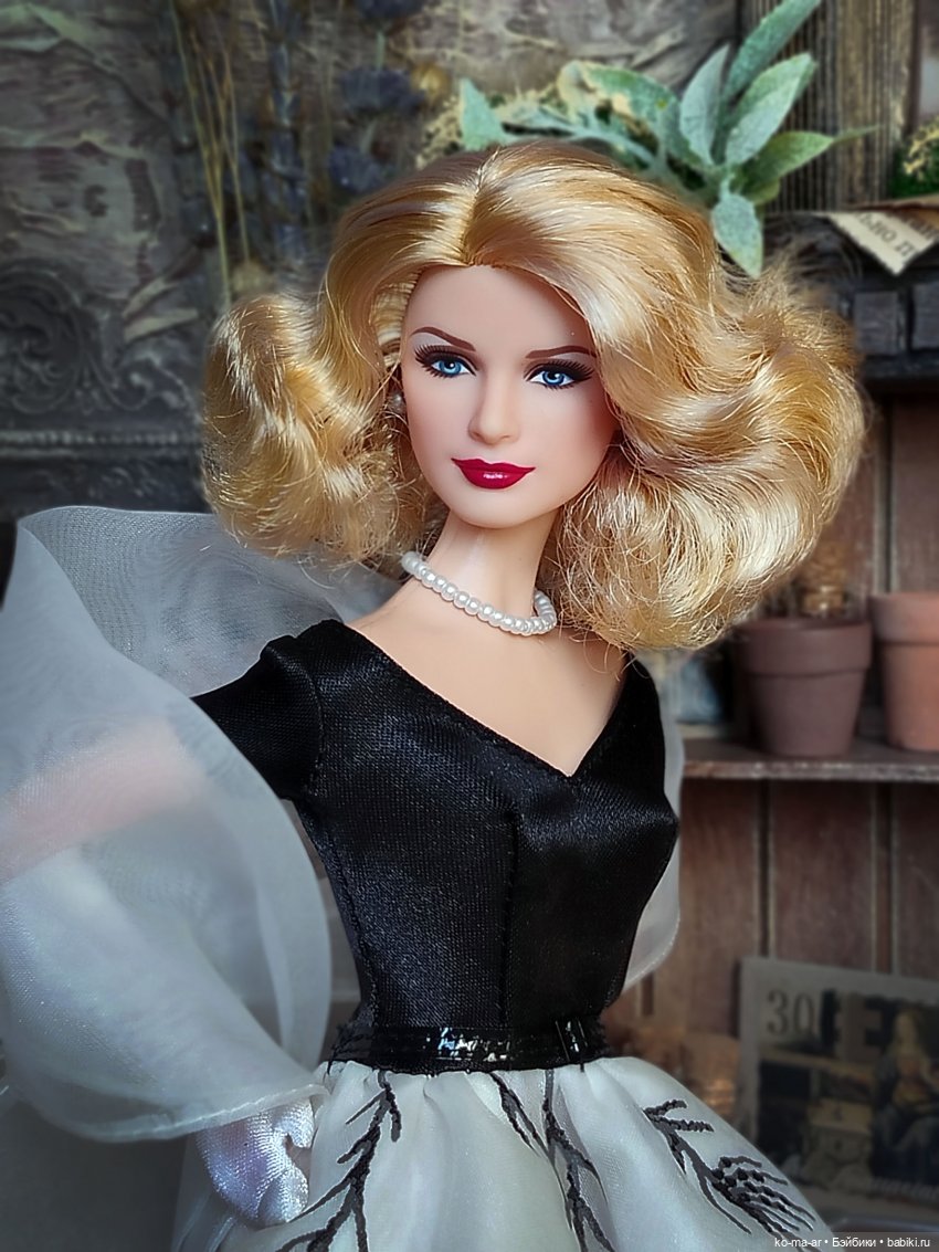 Барби Грейс Келли х 3 / Расследование