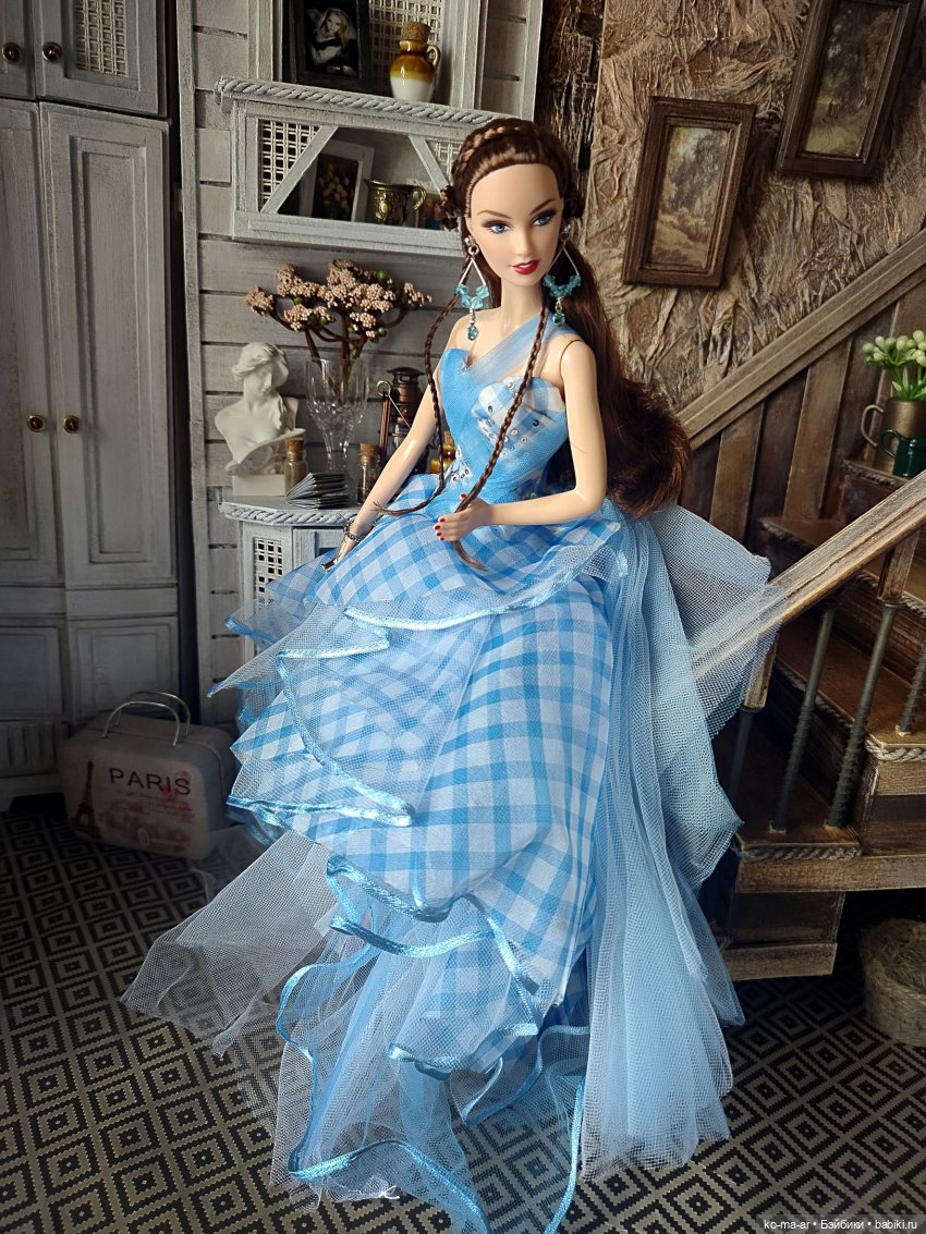Barbie Dorothy Wizard Fantasy Glamour 2013