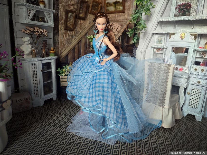 Barbie Dorothy Wizard Fantasy Glamour 2013