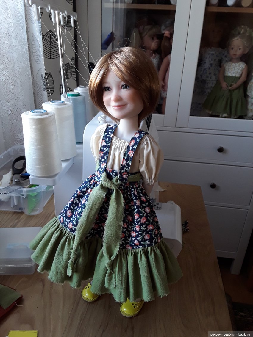 Загадочная Альма | Бэйбики Загадочная Альма — Куклы Ruby Red (Руби Ред) Fashion Friends: Siblies (фото 6)