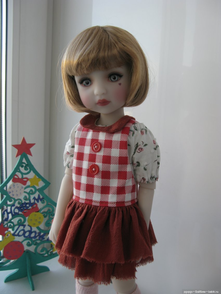 Увлекательные парики | Бэйбики Увлекательные парики — Куклы Ruby Red (Руби Ред) Fashion Friends: Siblies