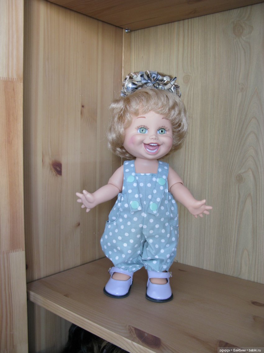 Мы гоняем пыль в шкафу — Домашние коллекции кукол: фото собраний