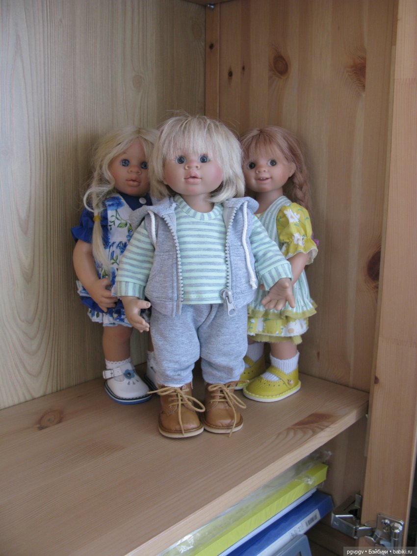 Мы гоняем пыль в шкафу — Домашние коллекции кукол: фото собраний