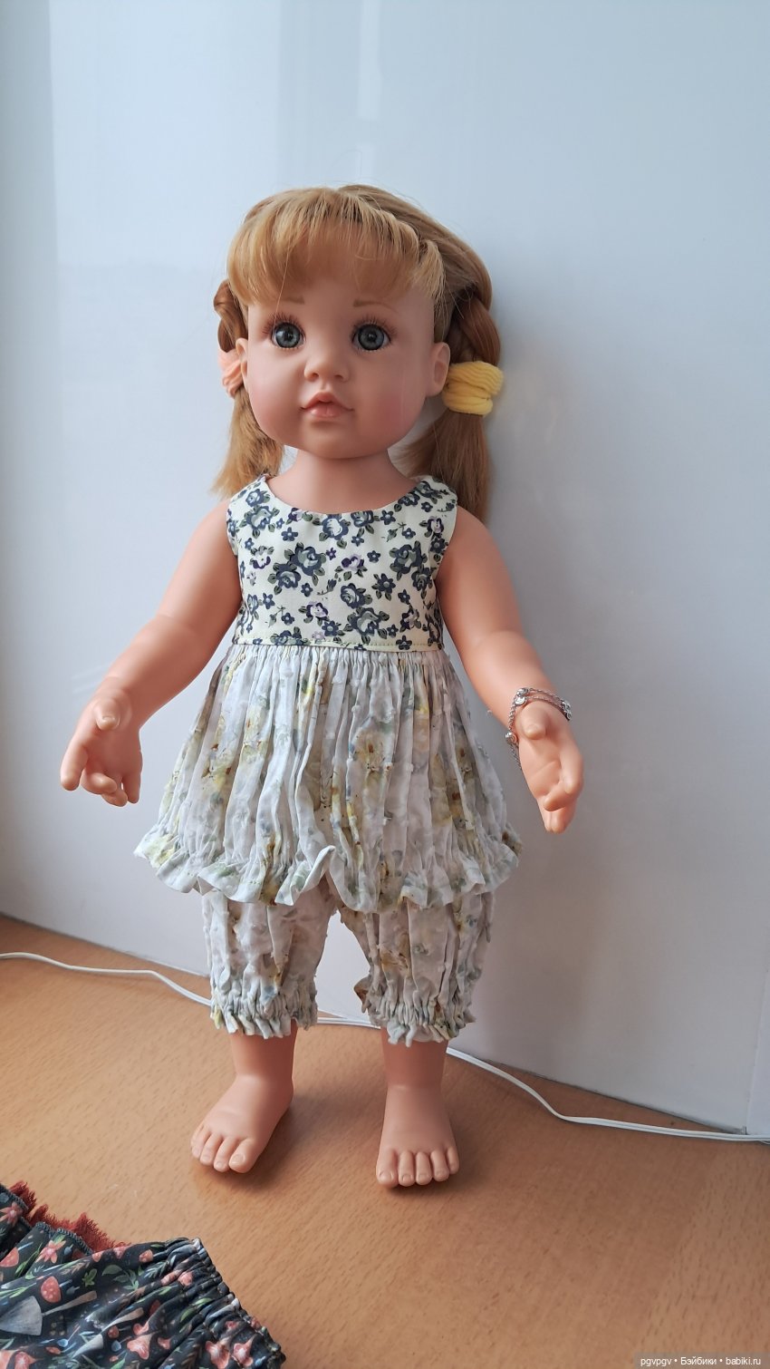Примерка — Одежда и обувь для кукол своими руками: фото (фото 8)