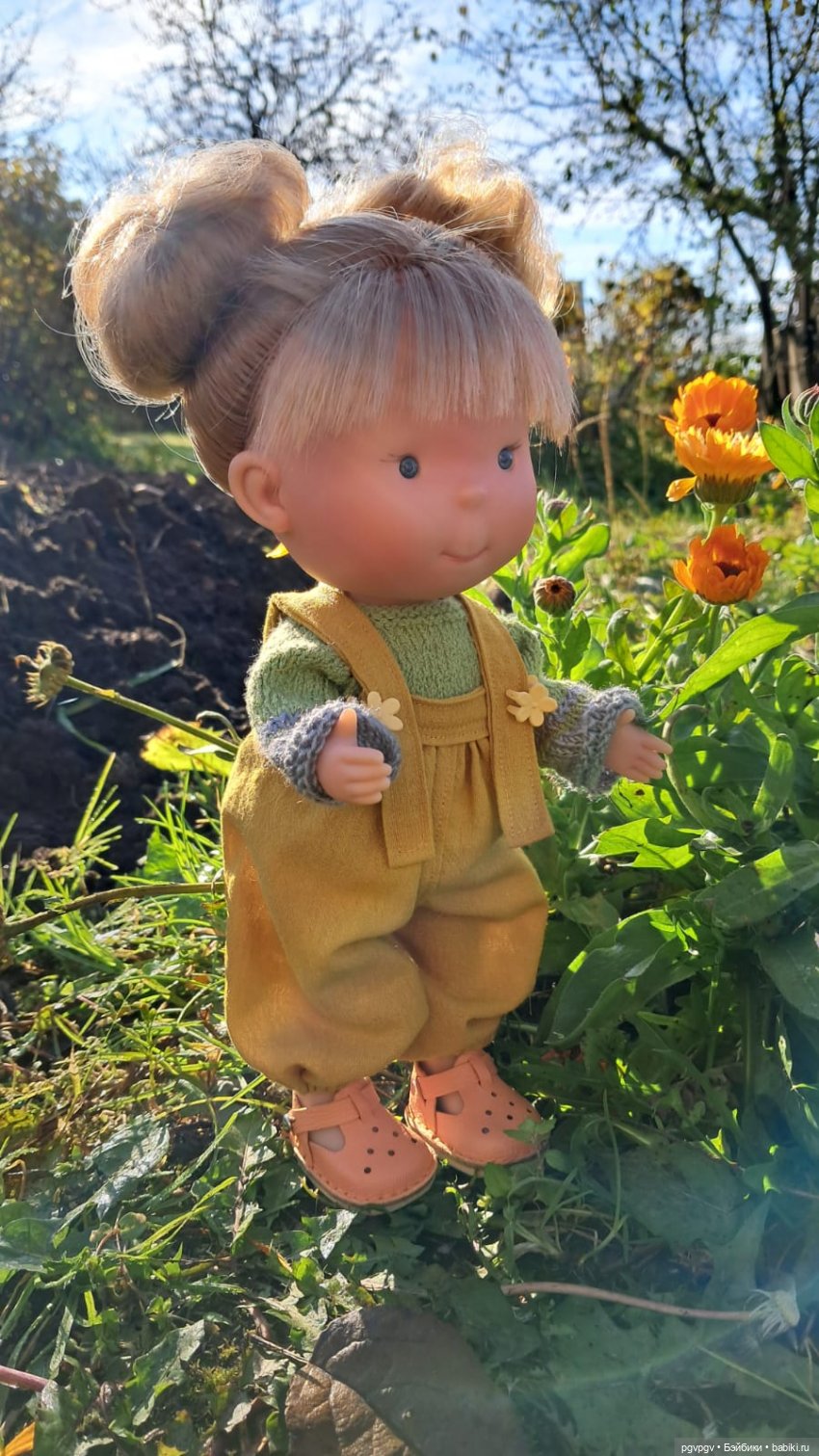 Дачная осень — Куклы Nines d'Onil (Нинес): Миа (Mia)