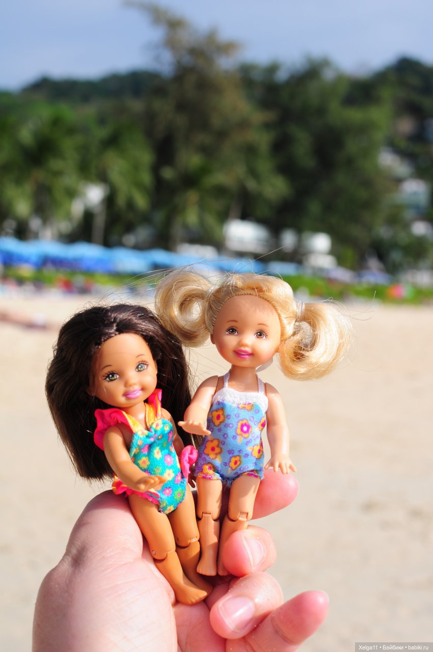 Эти ездили со мной в отпуск