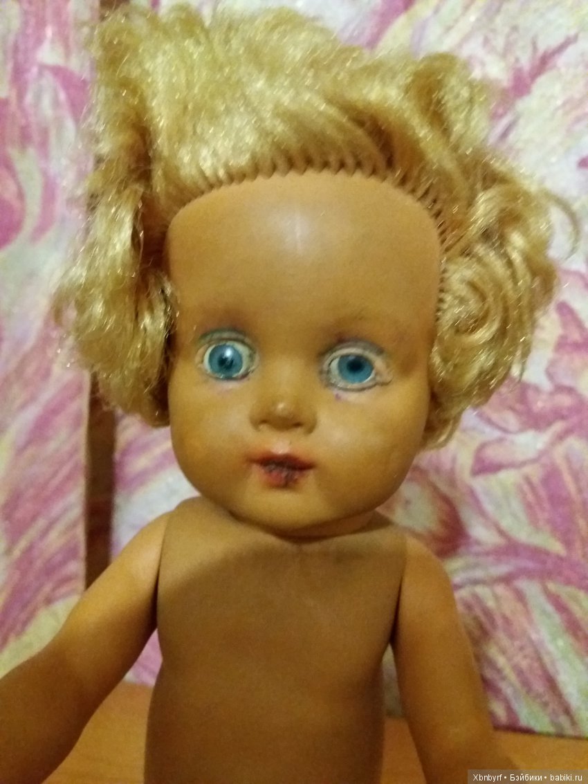 И глазки непонятные