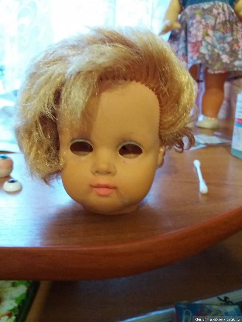 А вот голова. Личико стало светлее