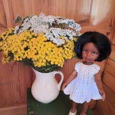 Просто белое платье и просто букет