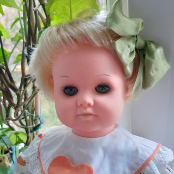 Опять новенькая ГДРка,но неопознанная