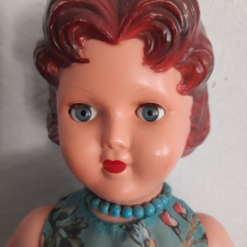 Она оказалась француженкой