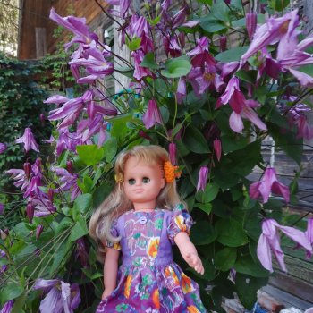 Аурелия знакомится с садом