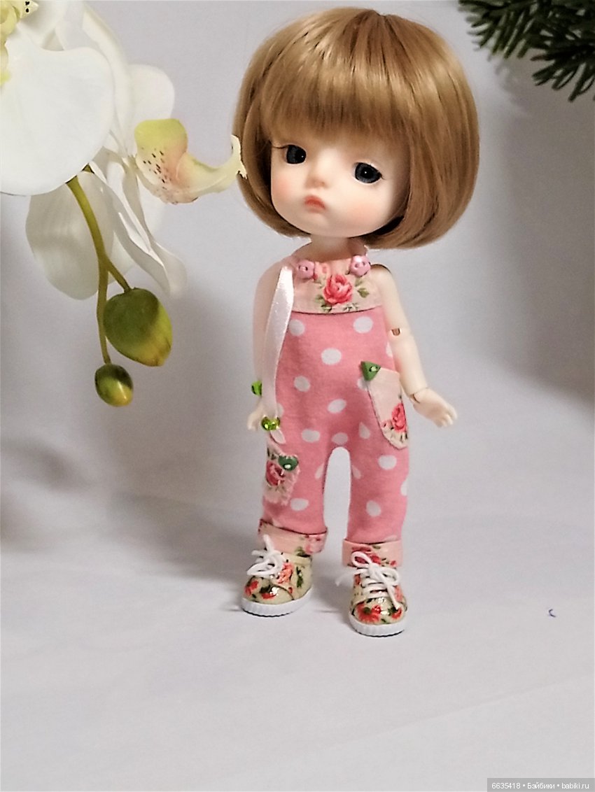 Комбинезончики для моих кукол (фото 4)