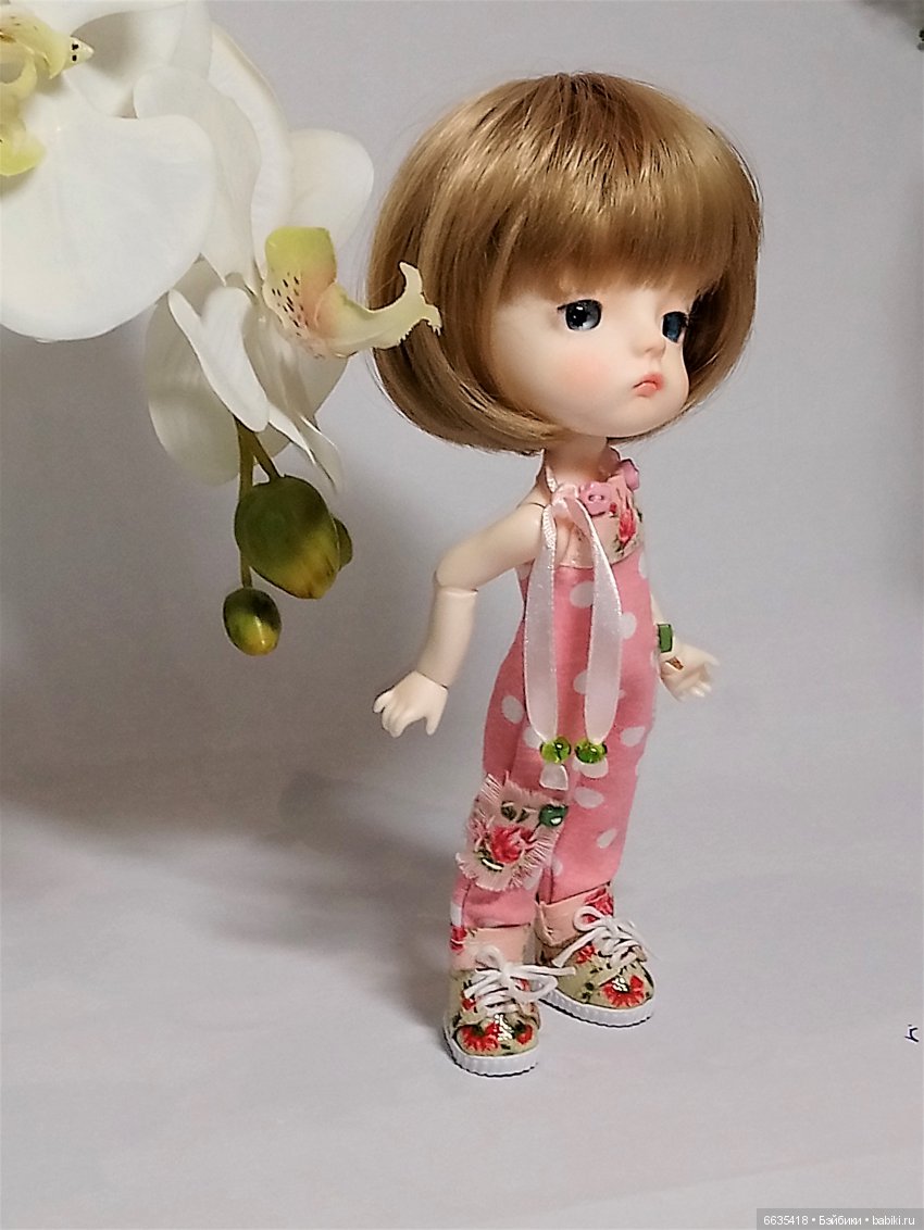 Комбинезончики для моих кукол (фото 5)