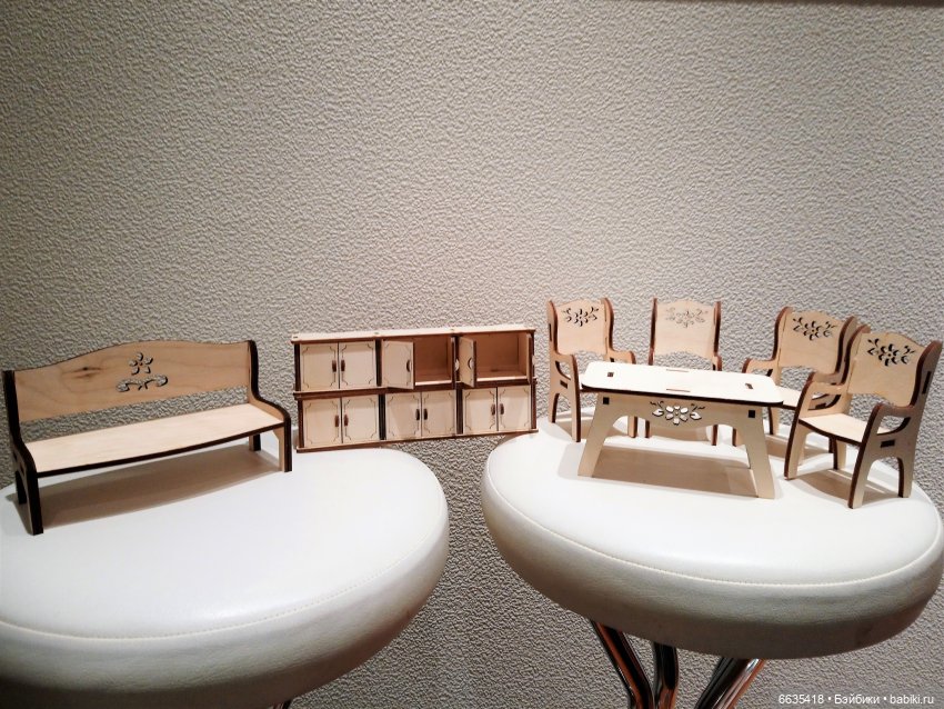 Выбор стиля мебели для кукол