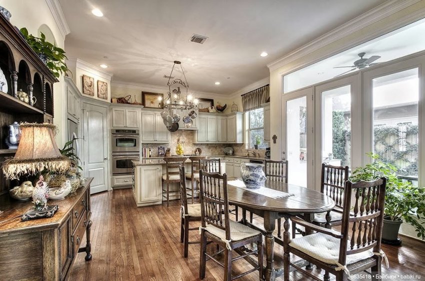 Выбор стиля мебели для кукол