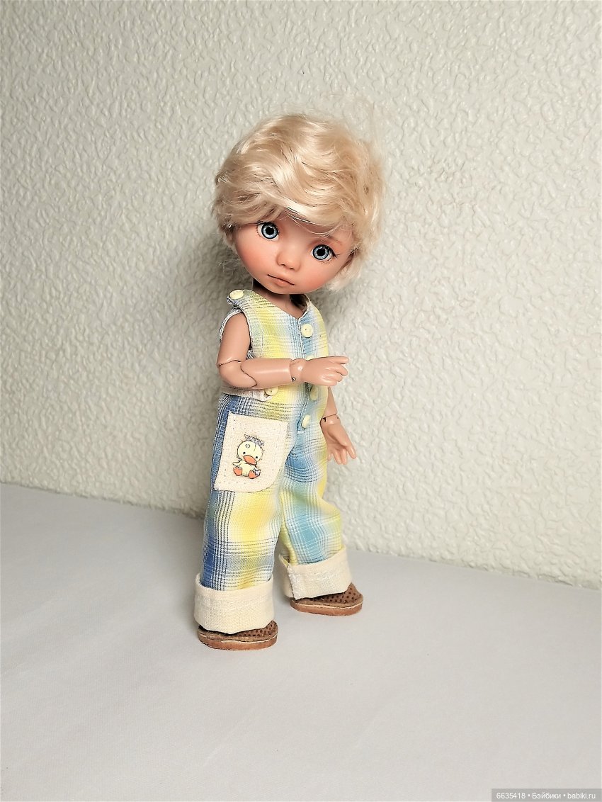 «КЛЕТОЧКА» в одежде для кукол