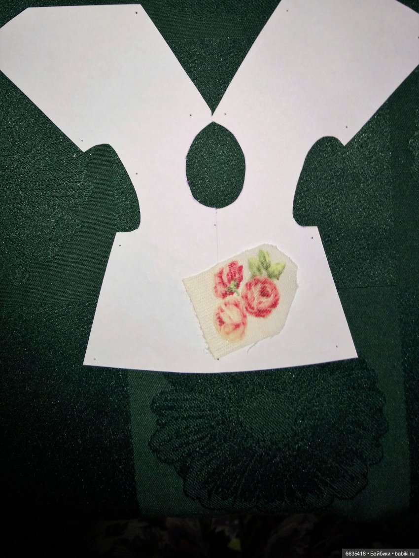 МК «Аппликация в одежде кукол»