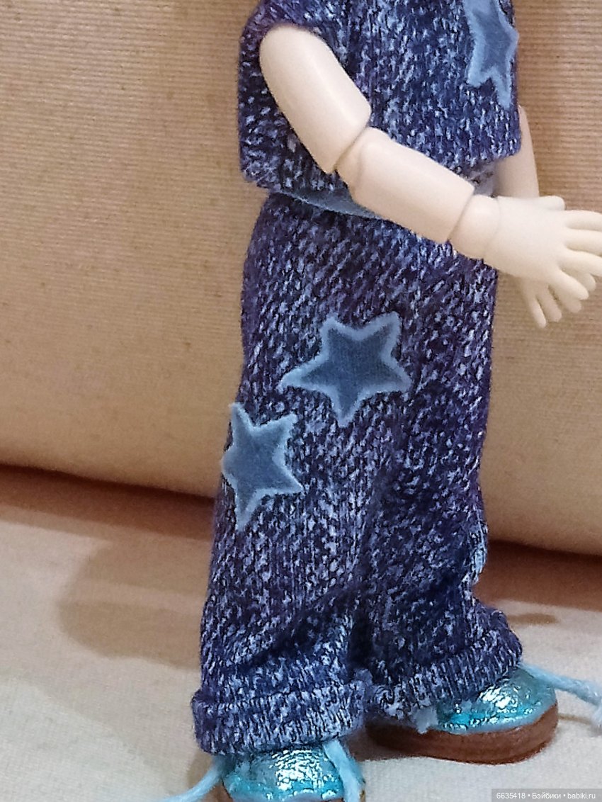 МК «Аппликация в одежде кукол»