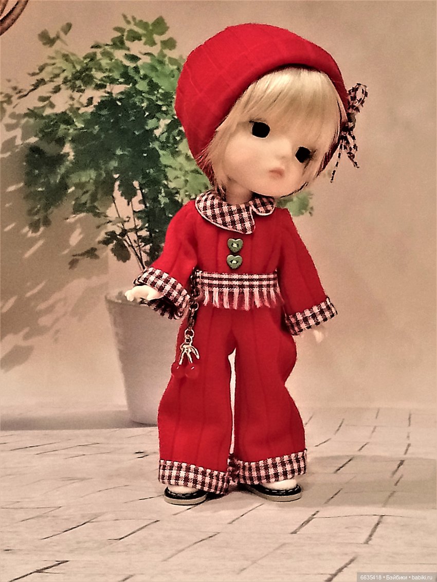 Достоинства однотонных тканей в кукольной одежде | Бэйбики Достоинства однотонных тканей в кукольной одежде