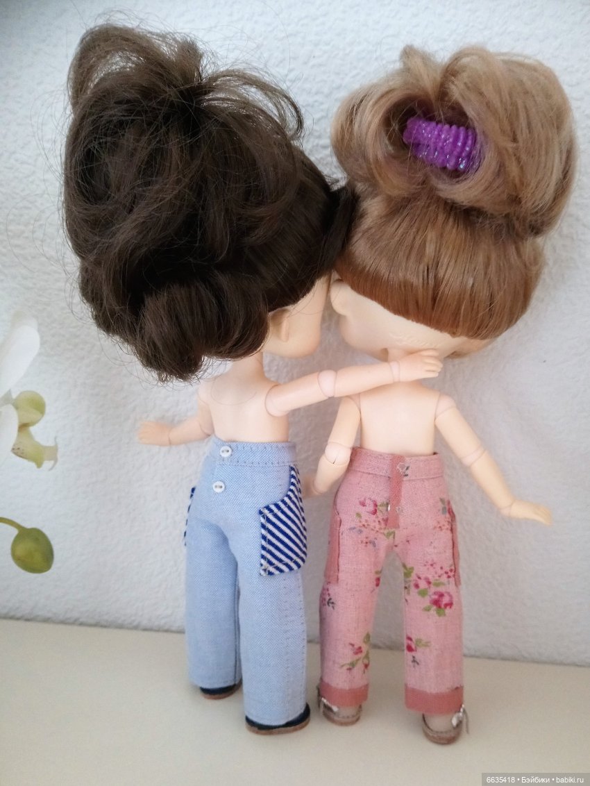 МК «Шьём облегающие брючки с поясом для кукол»