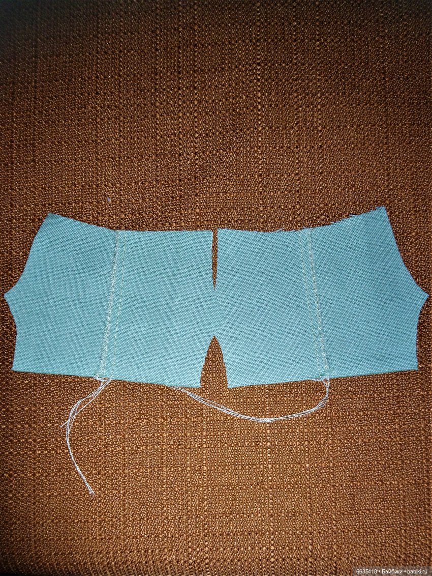 МК «Второй способ отстрочки по бокам при пошиве одежды для кукол»